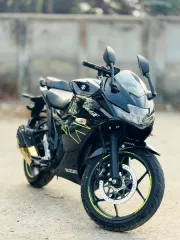 Suzuki GIXXER SF FI ABS